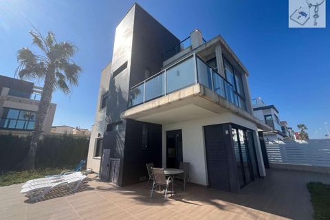 Villa i Orihuela, Alicante, Orihuela - € 489.900 | Ref: M-5537 - foto 6