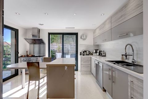 Villa i Cannes, Alpes-Maritimes, Cannes - € 1.350.000 | Ref: HH-16120560 - foto 8