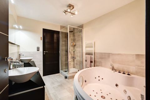 Villa i Cannes, Alpes-Maritimes, Cannes - € 1.350.000 | Ref: HH-16120560 - foto 13