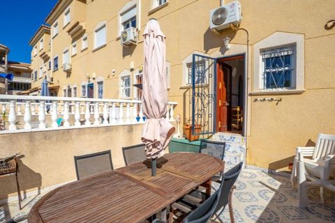 Rækkehus i Orihuela Costa, Alicante, Orihuela Costa - € 195.000 | Ref: 4-B-Z1040 - foto 2