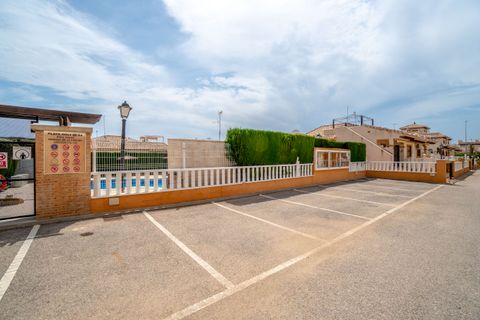 Rækkehus i Orihuela Costa, Alicante, Orihuela Costa - € 229.000 | Ref: 3405-04272 - foto 19