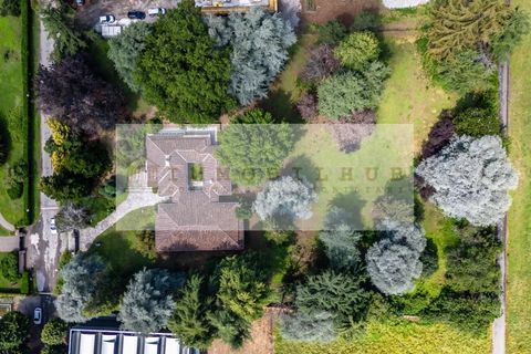 Villa i Carate Brianza, Monza and Brianza, Carate Brianza - € 780.000 | Ref: Ser064a - foto 2