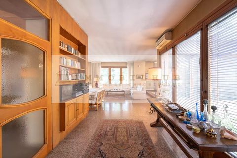 Villa i Carate Brianza, Monza and Brianza, Carate Brianza - € 780.000 | Ref: Ser064a - foto 6