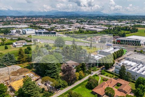 Villa i Carate Brianza, Monza and Brianza, Carate Brianza - € 780.000 | Ref: Ser064a - foto 42