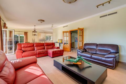 Villa i Lagoa, Faro, Lagoa - € 1.775.000 | Ref: V31088 - foto 17