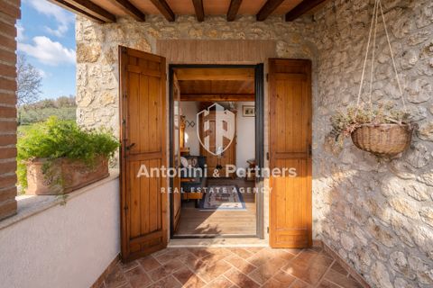 Villa i Gualdo Cattaneo, Perugia, Gualdo Cattaneo - € 950.000 | Ref: 73936 - foto 32