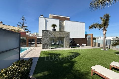 Villa i Almada, Setubal, Almada - € 1.150.000 | Ref: 0225/26 - foto 1