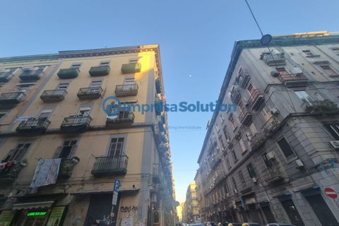Erhvervsejendom i Naples, Naples, Naples - € 65.000 | Ref: stazione.a - foto 1