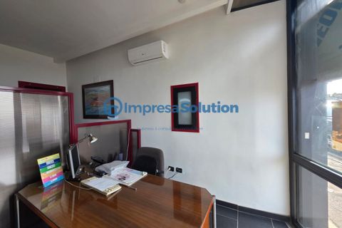 Erhvervsejendom i Naples, Naples, Naples - € 260.000 | Ref: flegreo.a - foto 6