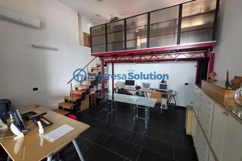 Erhvervsejendom i Naples, Naples, Naples - € 260.000 | Ref: flegreo.a - foto 12