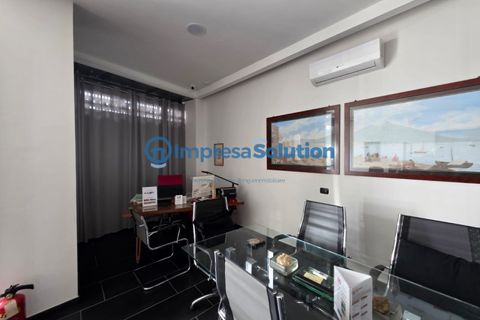Erhvervsejendom i Naples, Naples, Naples - € 260.000 | Ref: flegreo.a - foto 22