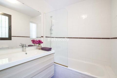 Rækkehus i La Duquesa, Malaga, La Duquesa - € 295.000 | Ref: SMSD42035 - foto 14