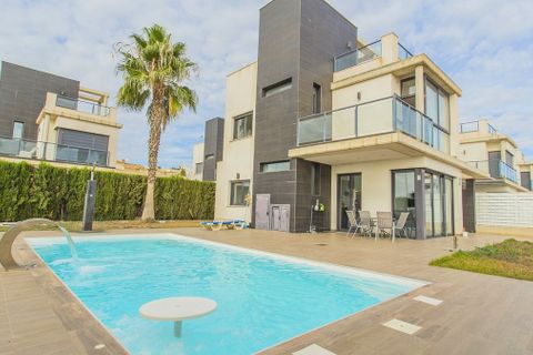 Villa i Cabo Roig, Alicante, Cabo Roig - € 489.000 | Ref: CSPX-26714 - foto 1