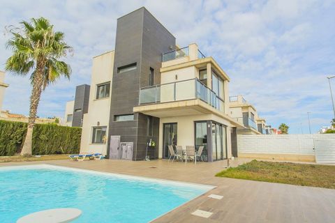 Villa i Cabo Roig, Alicante, Cabo Roig - € 489.000 | Ref: CSPX-26714 - foto 8