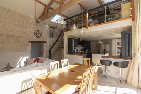 Villa i Perignac, Charente, Perignac - € 799.980 | Ref: BVI83509 - foto 3