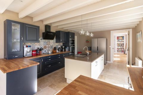 Villa i Perignac, Charente, Perignac - € 799.980 | Ref: BVI83509 - foto 6
