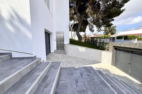 Villa i Los Balcones, Alicante, Los Balcones - € 1.050.000 | Ref: CSPX-62404 - foto 34