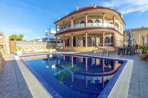 Villa i La Zenia, Alicante, La Zenia - € 1.199.000 | Ref: CSPX-35079 - foto 1