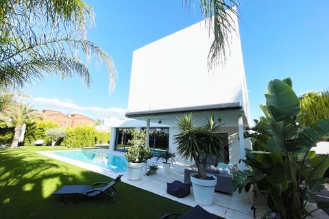 Villa a Calpe, Alicante, Calpe - € 1.140.000 | Ref: CSPX-80584 - foto 4
