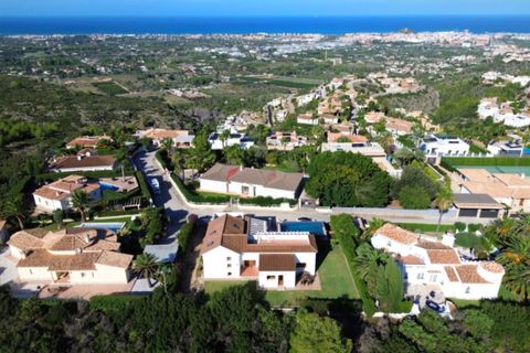 Villa a Denia, Alicante, Denia - € 980.000 | Ref: CSPX-91367 - foto 2