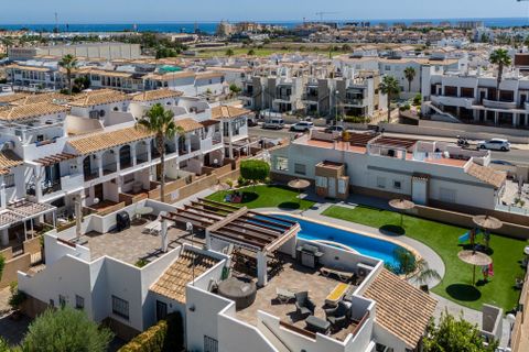 Lejlighed i Punta Prima, Alicante, Punta Prima - € 219.000 | Ref: CSPX-79697 - foto 32