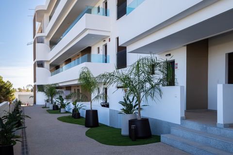Leilighet i Playa Flamenca, Alicante, Playa Flamenca - € 399 000 | Ref: CSPX-67649 - foto 2