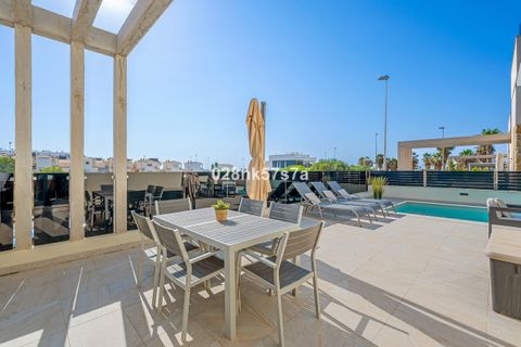 Villa i Cabo Roig, Alicante, Cabo Roig - € 599.000 | Ref: CSPX-34577 - foto 41