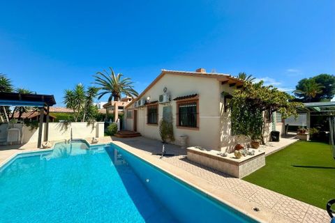 Villa i Cabo Roig, Alicante, Cabo Roig - € 790.000 | Ref: CSPX-63187 - foto 1