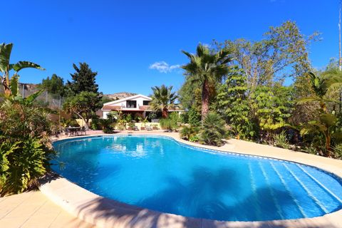 Villa i Aspe, Alicante, Aspe - € 1.700.000 | Ref: CSPX-74295 - foto 1