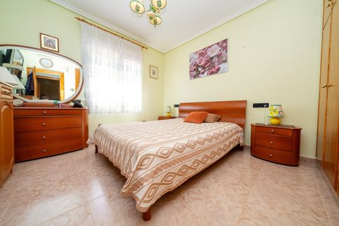 Villa i Playa Flamenca, Alicante, Playa Flamenca - € 555.000 | Ref: 13515 - foto 15
