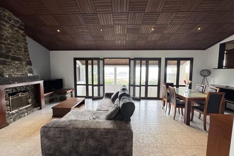 Byhus i Horta, Faial, Horta - € 280.000 | Ref: 1161 - foto 5