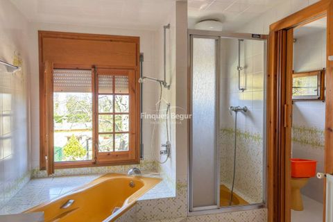 Villa a Mont-Ras, Gerona, Mont-Ras - € 500.000 | Ref: 2517 - foto 17