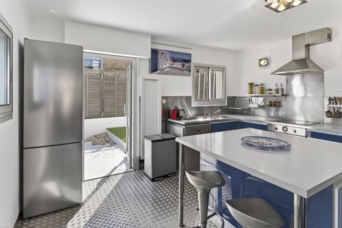 Villa a Marseille, Bouches-du-Rhone, Marseille - € 1.260.000 | Ref: HH-16120485 - foto 13