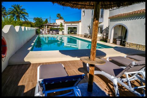 Erhvervsejendom i Els Poblets, Alicante, Els Poblets - € 1.180.000 | Ref: CBS-EX548 - foto 1