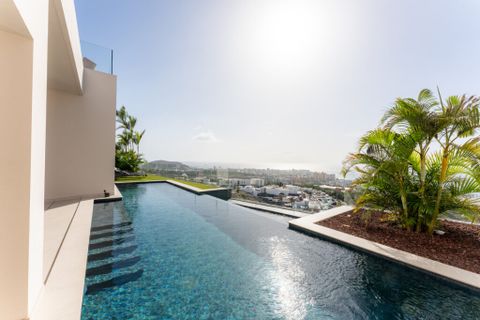 Villa i La Caleta (Adeje), Tenerife - foto 1