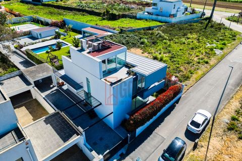 Villa i Valadares, Porto, Valadares - € 1.050.000 | Ref: GC1477 - foto 1