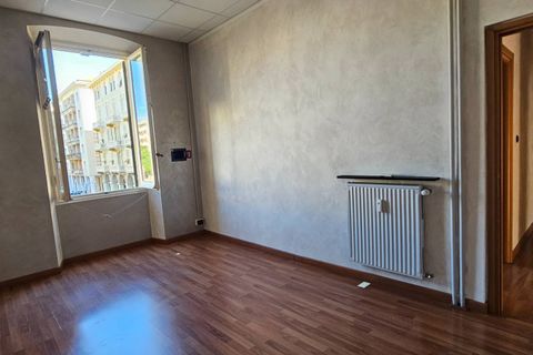 Apartament a Chiavari, Genoa, Chiavari - € 1.200/mes | Ref: AAU - foto 9