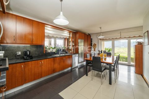 Villa i Guimaraes, Braga, Guimaraes - € 429.900 | Ref: ZMPT586979 - foto 19