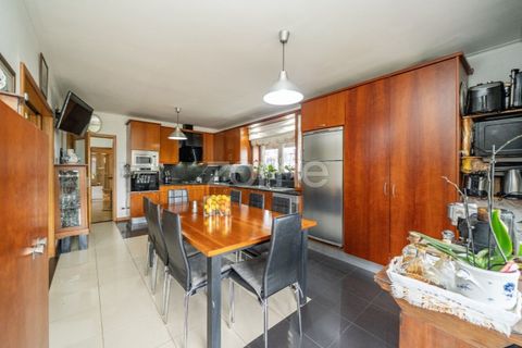 Villa i Guimaraes, Braga, Guimaraes - € 429.900 | Ref: ZMPT586979 - foto 22
