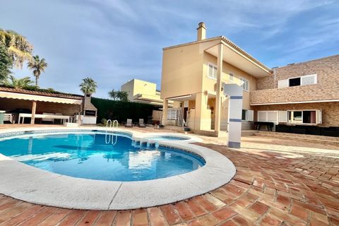 Villa i Torrevieja, Alicante, Torrevieja - € 1.155.000 | Ref: SG-205/12679 - foto 1