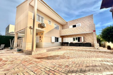 Villa i Torrevieja, Alicante, Torrevieja - € 1.155.000 | Ref: SG-205/12679 - foto 2