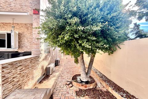 Villa i Torrevieja, Alicante, Torrevieja - € 1.155.000 | Ref: SG-205/12679 - foto 11