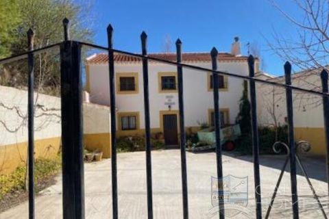 Landejendom i Velez-Blanco, Almeria, Velez-Blanco - € 219.900 | Ref: Cortijo Molino - foto 1