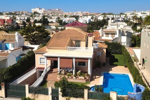 Villa a Torrevieja, Alicante, Torrevieja - € 950.000 | Ref: CLDMO-15510 - foto 13