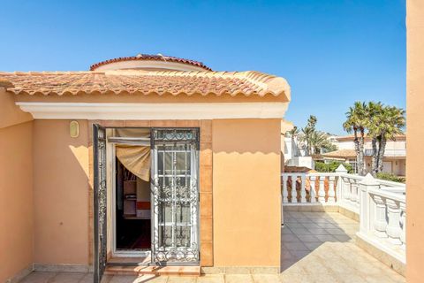 Villa a Torrevieja, Alicante, Torrevieja - € 950.000 | Ref: CLDMO-15510 - foto 34