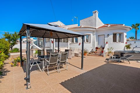 Villa i Ciudad Quesada, Alicante, Ciudad Quesada - € 495.000 | Ref: CB-77648 - foto 1