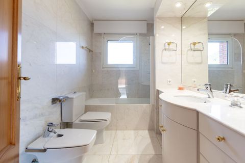 Villa a Argentona, Barcelona, Argentona - € 3.950/mes | Ref: KBMN542 - foto 31