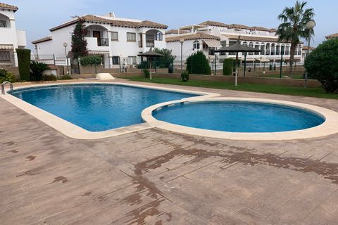 Stadthaus in Punta Prima, Alicante, Punta Prima - € 189.950 | Ref: V-77210 - Foto 2
