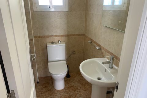 Stadthaus in Punta Prima, Alicante, Punta Prima - € 189.950 | Ref: V-77210 - Foto 7