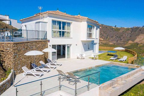 Villa in Nerja, Malaga, Nerja - € 3,000/month | Ref: DH3054_d1 - photo 2